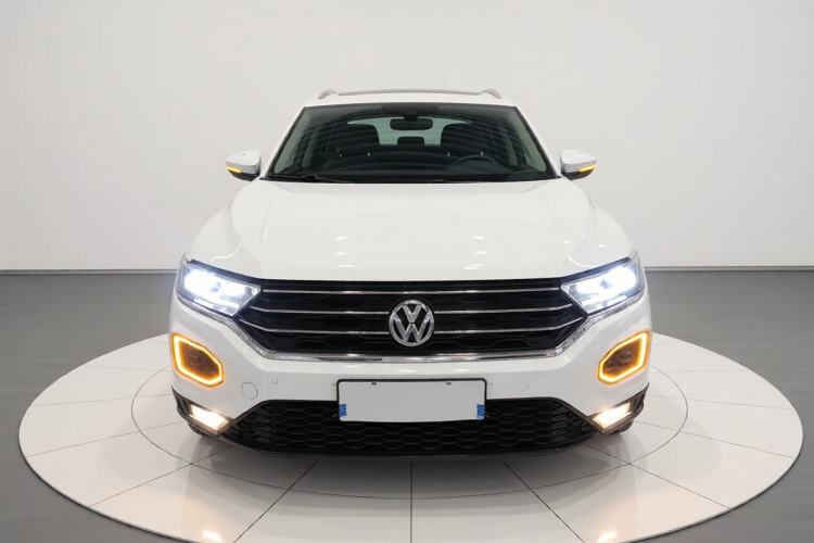 Used Volkswagen T-ROC 2018 230TSI DSG Two-Wheel Drive Advanced Version China VI Standard Front