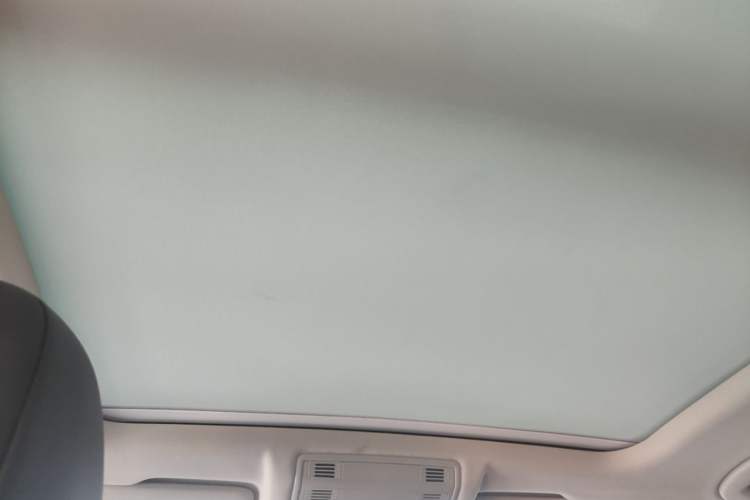 Used Volkswagen T-ROC 2018 280TSI DSG Two-Wheel-Drive Comfort Version China V Standard Headliner