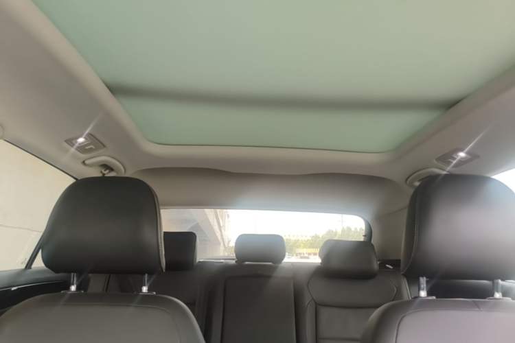 Used Volkswagen T-ROC 2018 280TSI DSG Two-Wheel-Drive Comfort Version China V Standard Headliner
