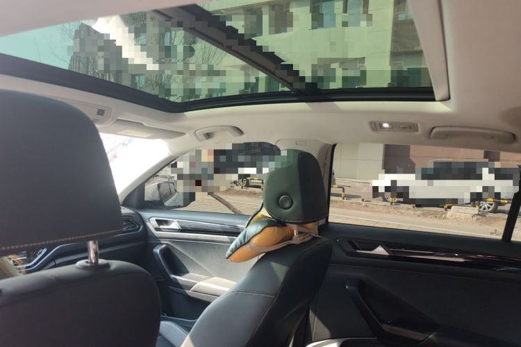 Used Volkswagen T-ROC 2018 280TSI DSG Two-Wheel-Drive Comfort Version China V Standard Headliner