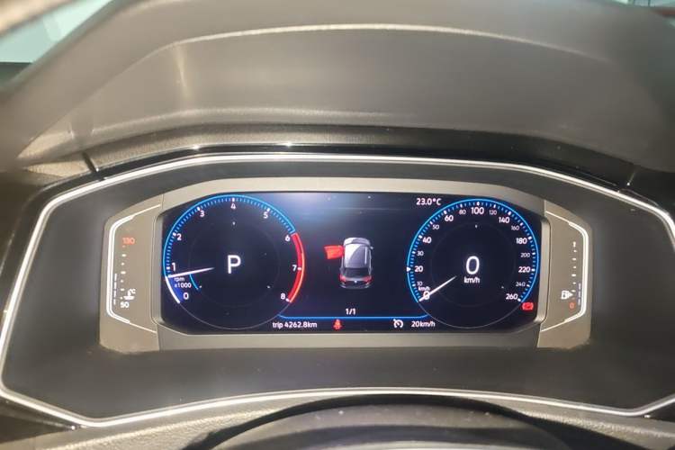 Used Volkswagen T-ROC 2018 280TSI DSG Two-Wheel-Drive Luxury Version China V Emission Standard Instrument Cluster
