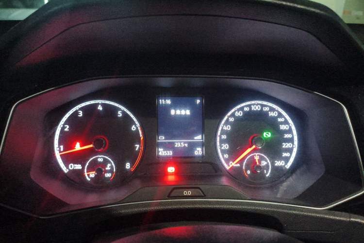 Used Volkswagen T-ROC 2018 280TSI DSG Two-Wheel-Drive Comfort Version China V Standard Instrument Cluster