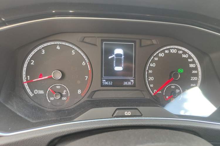 Used Volkswagen T-ROC 2018 280TSI DSG Two-Wheel-Drive Comfort Version China V Standard Instrument Cluster