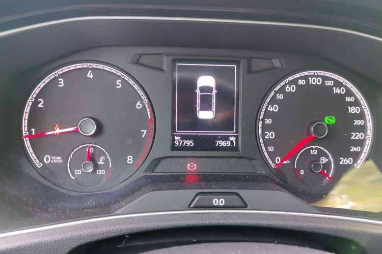 Used Volkswagen T-ROC 2018 280TSI DSG Two-Wheel-Drive Comfort Version China V Standard Instrument Cluster