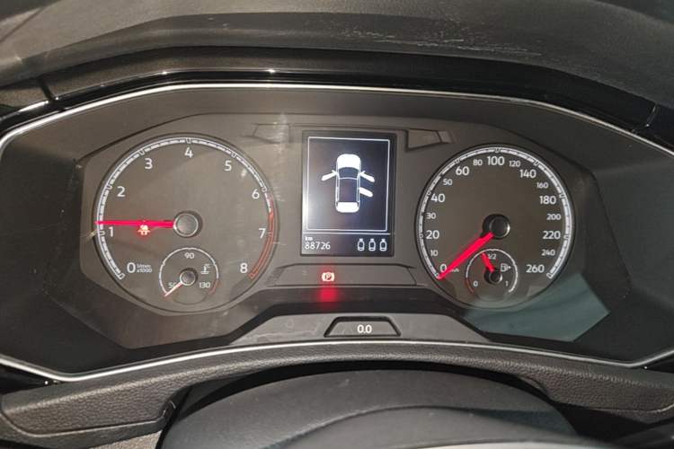 Used Volkswagen T-ROC 2018 280TSI DSG Two-Wheel Drive Comfort Version China VI Standard Instrument Cluster