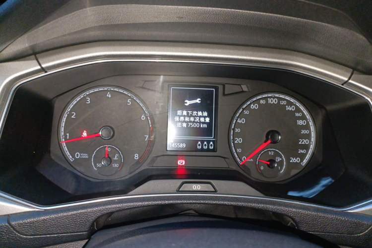 Used Volkswagen T-ROC 2018 280TSI DSG Two-Wheel Drive Advanced Version China V Emission Standard Instrument Cluster
