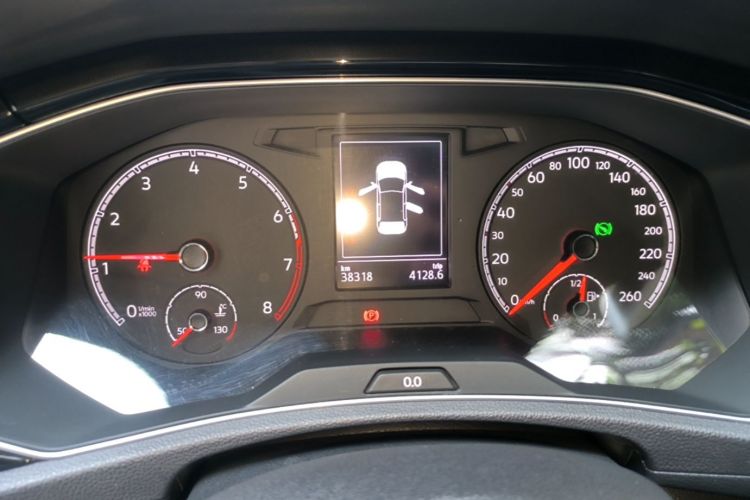 Used Volkswagen T-ROC 2018 280TSI DSG Two-Wheel-Drive Comfort Version China V Standard Instrument Cluster