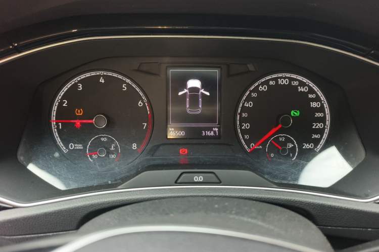 Used Volkswagen T-ROC 2018 280TSI DSG Two-Wheel-Drive Comfort Version China V Standard Instrument Cluster