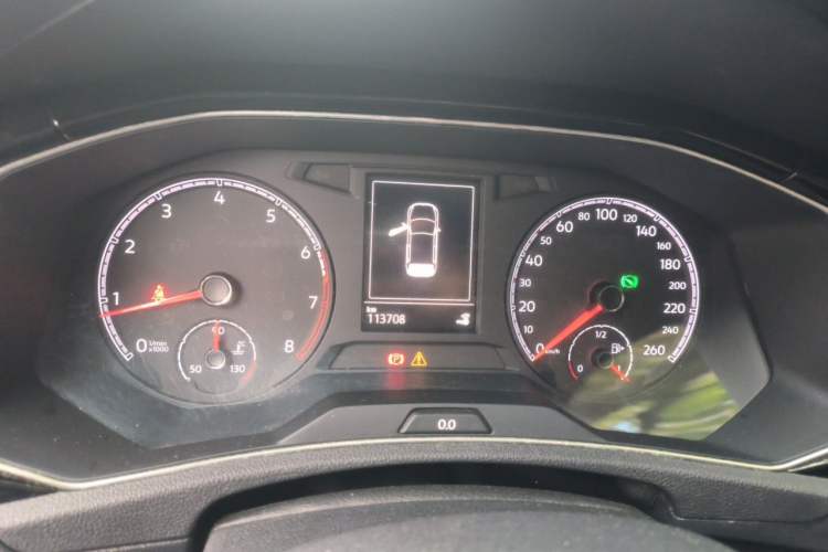 Used Volkswagen T-ROC 2018 280TSI DSG Two-Wheel-Drive Luxury Version China V Emission Standard Instrument Cluster
