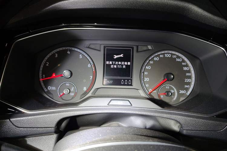 Used Volkswagen T-ROC 2018 280TSI DSG Two-Wheel Drive Comfort Version China VI Standard Instrument Cluster