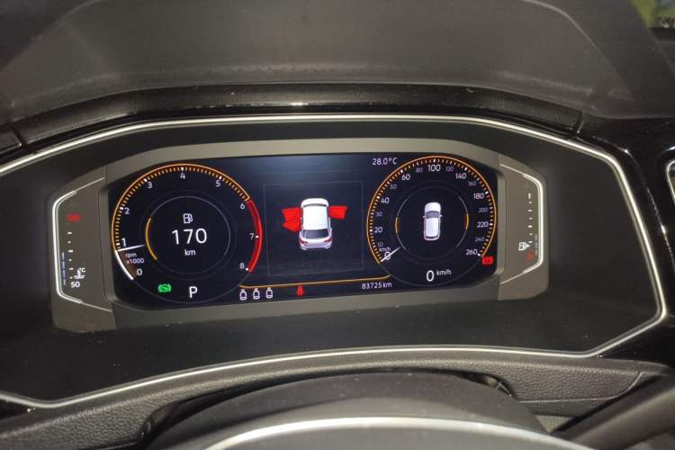Used Volkswagen T-ROC 2018 280TSI DSG Two-Wheel Drive Luxury Version China VI Standard Instrument Cluster