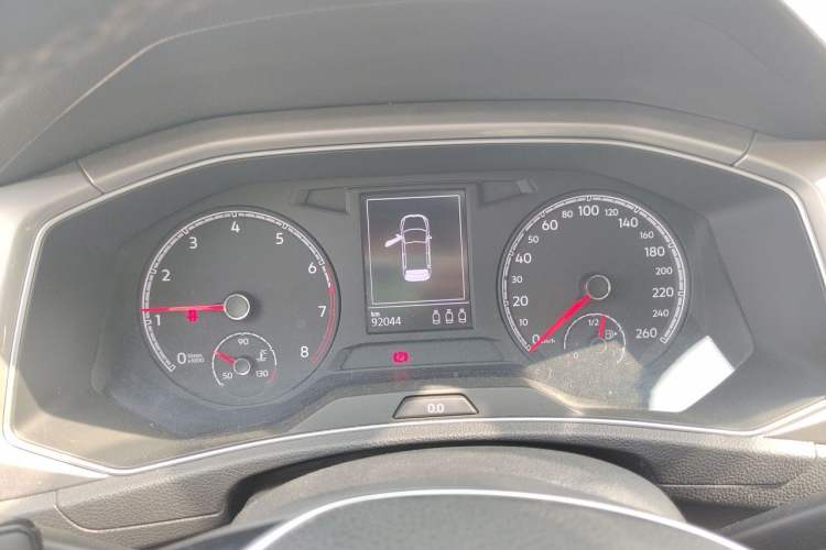 Used Volkswagen T-ROC 2018 230TSI DSG Two-Wheel Drive Advanced Version China V Standard Instrument Cluster