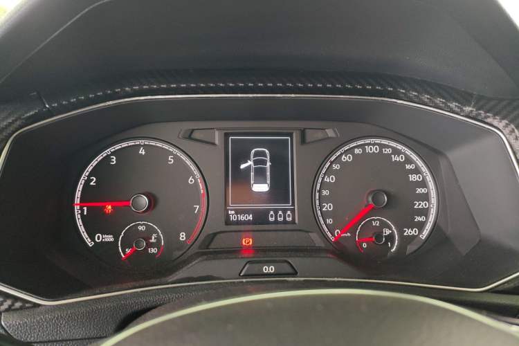 Used Volkswagen T-ROC 2018 280TSI DSG Two-Wheel-Drive Comfort Version China V Standard Instrument Cluster