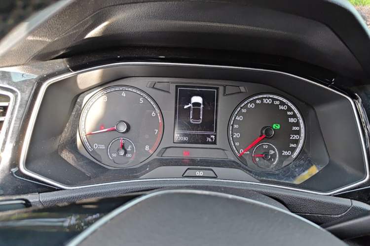 Used Volkswagen T-ROC 2018 280TSI DSG Two-Wheel-Drive Comfort Version China V Standard Instrument Cluster