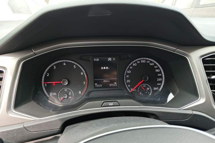 Used Volkswagen T-ROC 2018 230TSI DSG Two-Wheel Drive Advanced Version China V Standard Instrument Cluster