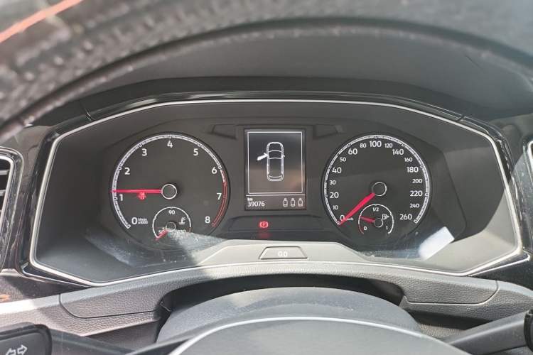 Used Volkswagen T-ROC 2018 280TSI DSG Two-Wheel-Drive Comfort Version China V Standard Instrument Cluster