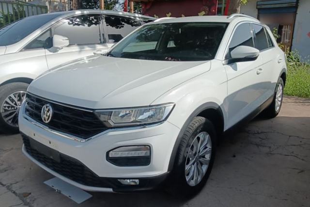 Used Volkswagen T-ROC 2018 230TSI DSG Two-Wheel-Drive Fashion Edition China VI Standard
