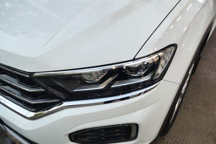 Used Volkswagen T-ROC 2018 230TSI DSG Two-Wheel Drive Advanced Version China VI Standard Left Front Headlight