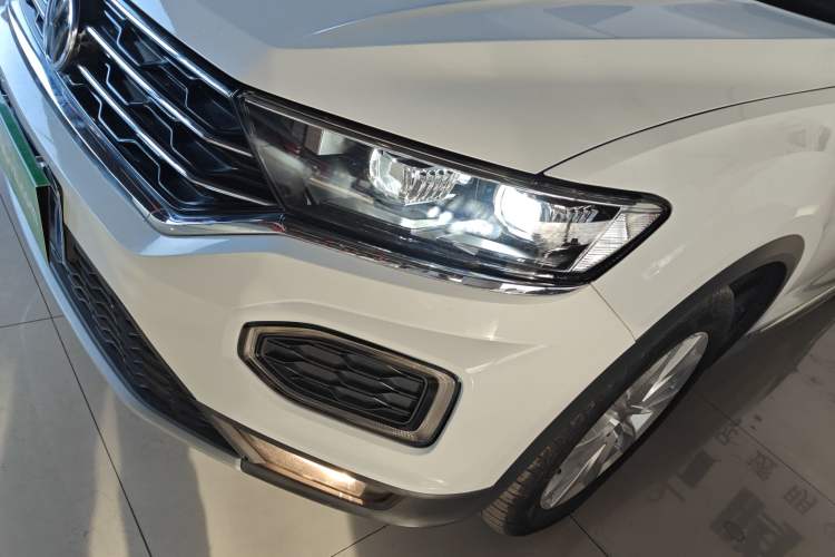 Used Volkswagen T-ROC 2018 230TSI DSG Two-Wheel Drive Advanced Version China V Standard Left Front Headlight