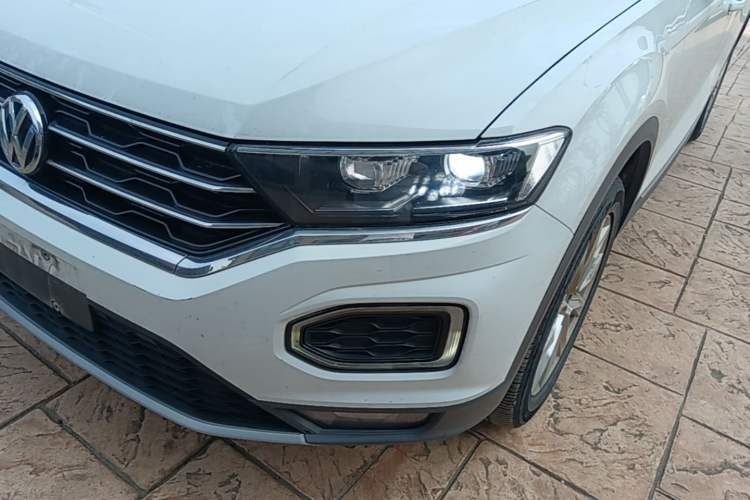 Used Volkswagen T-ROC 2018 280TSI DSG Two-Wheel Drive Advanced Version China V Emission Standard Left Front Headlight