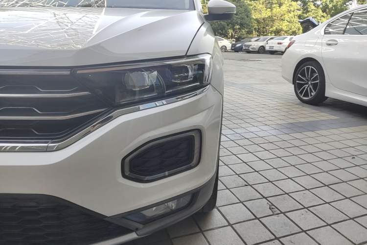 Used Volkswagen T-ROC 2018 230TSI DSG Two-Wheel Drive Advanced Version China V Standard Left Front Headlight