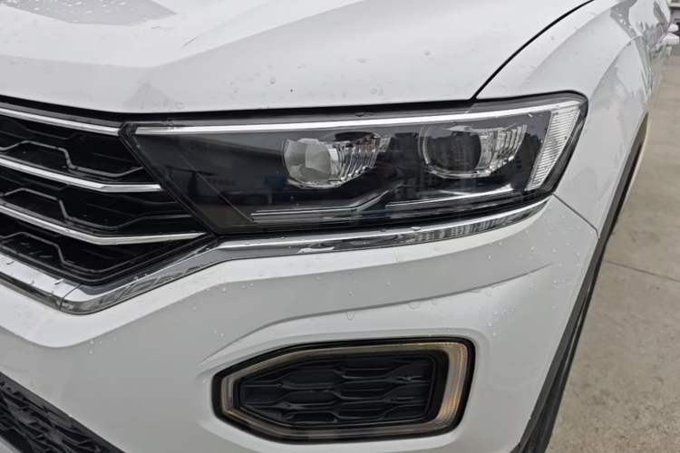 Used Volkswagen T-ROC 2018 230TSI DSG Two-Wheel Drive Advanced Version China V Standard Left Front Headlight