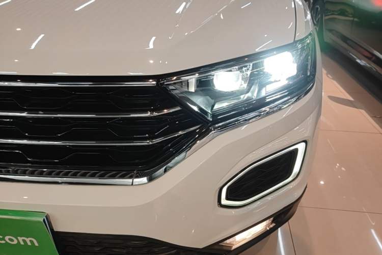 Used Volkswagen T-ROC 2018 230TSI DSG Two-Wheel Drive Advanced Version China V Standard Left Front Headlight