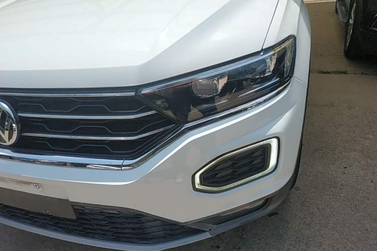 Used Volkswagen T-ROC 2018 230TSI DSG Two-Wheel Drive Advanced Version China V Standard Left Front Headlight
