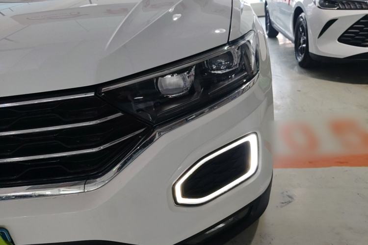 Used Volkswagen T-ROC 2018 230TSI DSG Two-Wheel Drive Advanced Version China V Standard Left Front Headlight