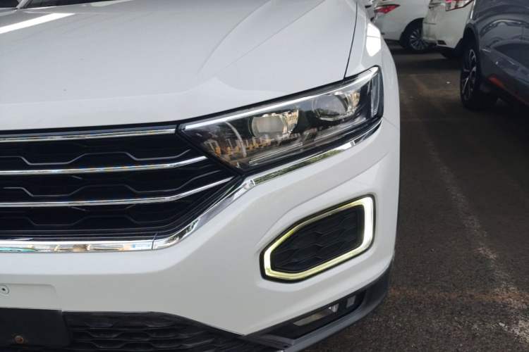 Used Volkswagen T-ROC 2018 230TSI DSG Two-Wheel Drive Advanced Version China V Standard Left Front Headlight