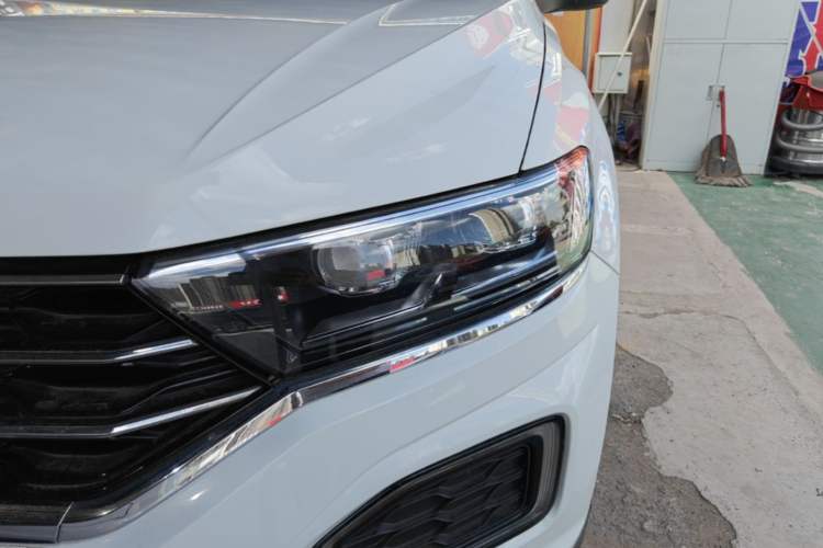 Used Volkswagen T-ROC 2018 230TSI DSG Two-Wheel Drive Advanced Version China V Standard Left Front Headlight