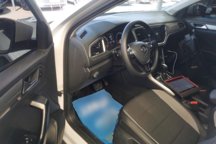 Used Volkswagen T-ROC 2018 230TSI DSG Two-Wheel Drive Advanced Version China V Standard Left Front Seat