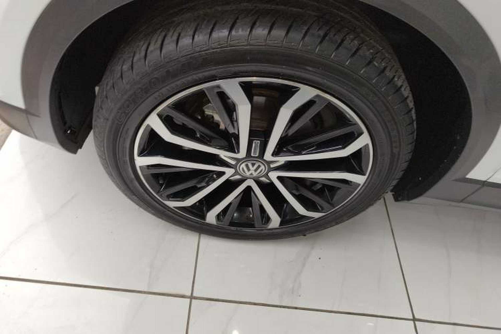 Used Volkswagen T-ROC 2018 280TSI DSG Four-Wheel Drive Comfort Version China V Standard Left Front Wheel Hub