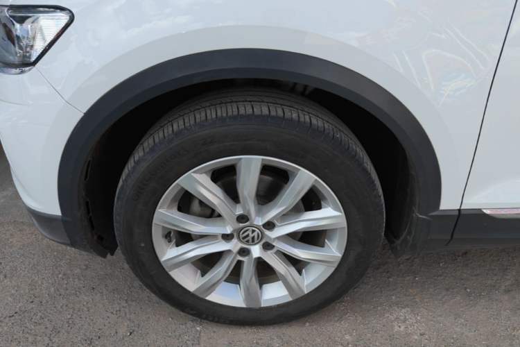 Used Volkswagen T-ROC 2018 230TSI DSG Two-Wheel Drive Advanced Version China V Standard Left Front Wheel Hub