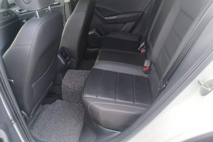 Used Volkswagen T-ROC 2018 280TSI DSG Two-Wheel-Drive Comfort Version China V Standard Left Rear Seat