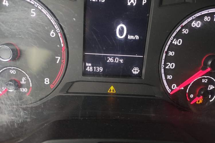 Used Volkswagen T-ROC 2018 230TSI DSG Two-Wheel Drive Advanced Version China V Standard Odometer Close Up