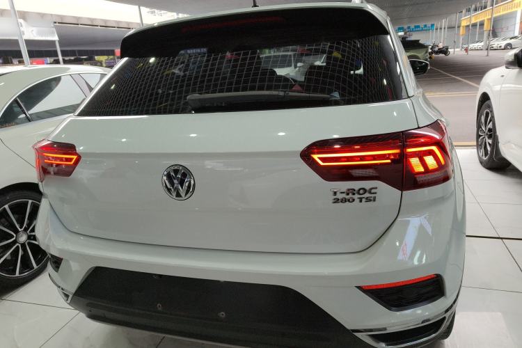 Used Volkswagen T-ROC 2018 280TSI DSG Four-Wheel Drive Comfort Version China V Standard Rear
