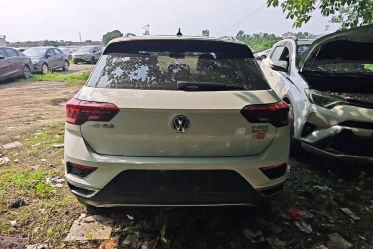 Used Volkswagen T-ROC 2018 280TSI DSG Two-Wheel-Drive Comfort Version China V Standard Rear
