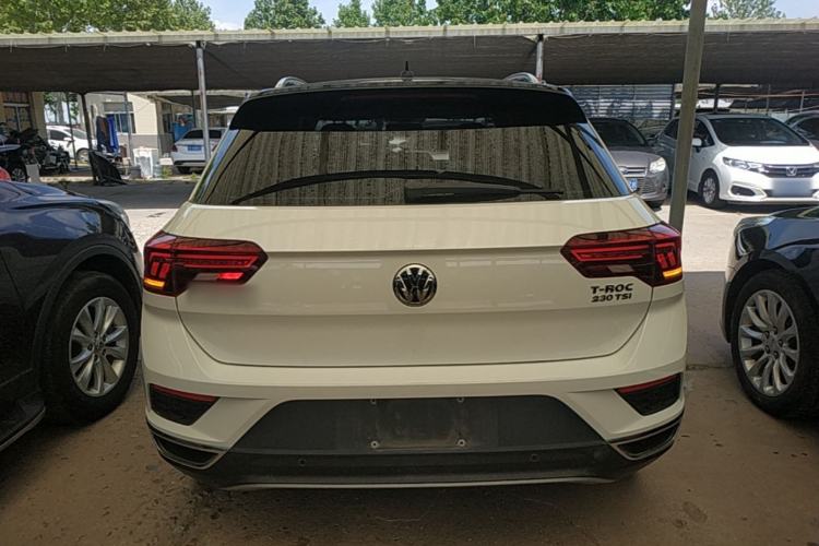 Used Volkswagen T-ROC 2018 230TSI DSG Two-Wheel Drive Advanced Version China V Standard Rear