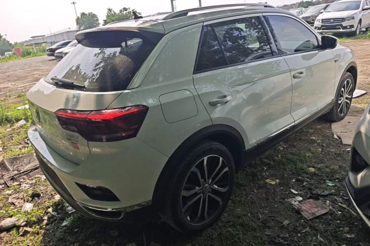 Used Volkswagen T-ROC 2018 280TSI DSG Two-Wheel-Drive Comfort Version China V Standard Rear Right 45 Deg