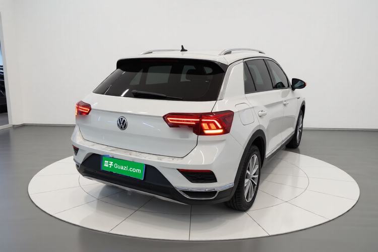 Used Volkswagen T-ROC 2018 230TSI DSG Two-Wheel Drive Advanced Version China VI Standard Rear Right 45 Deg