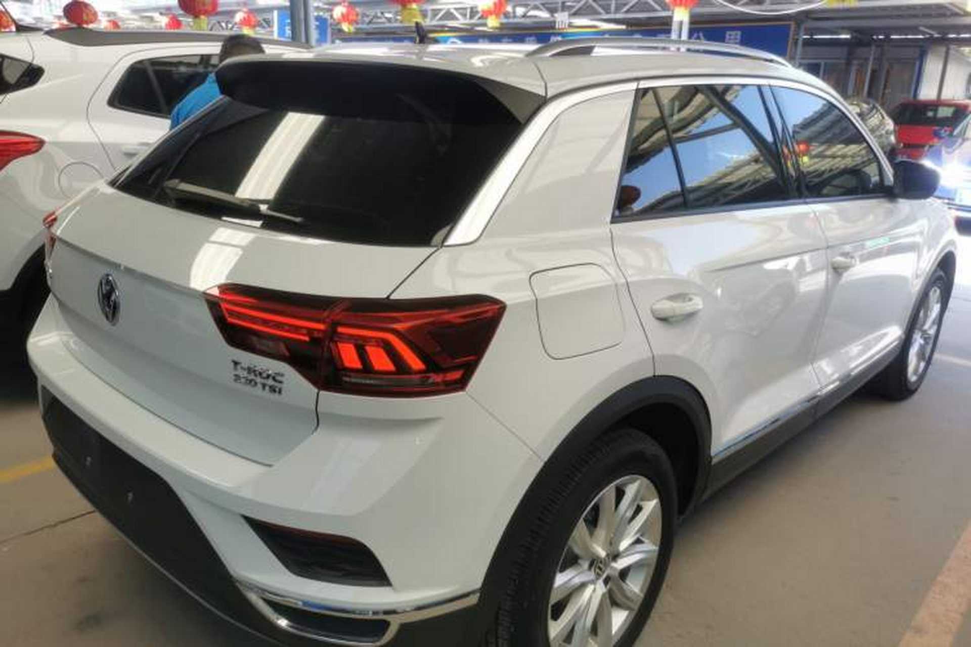 Used Volkswagen T-ROC 2018 230TSI DSG Two-Wheel Drive Advanced Version China V Standard Rear Right 45 Deg