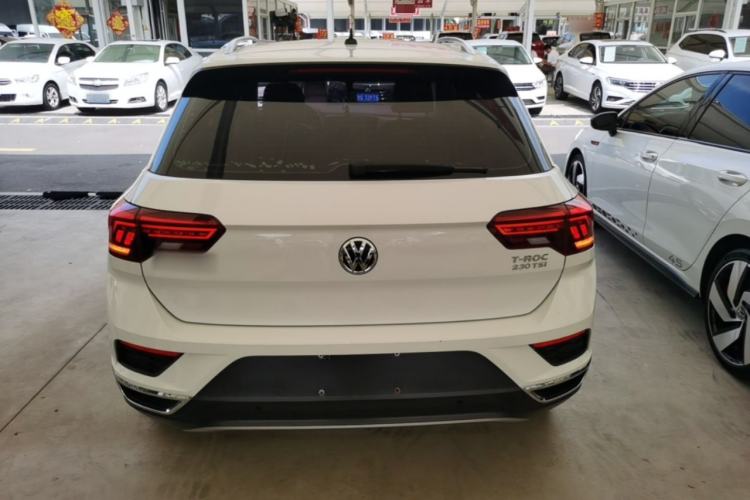 Used Volkswagen T-ROC 2018 230TSI DSG Two-Wheel Drive Advanced Version China V Standard Rear