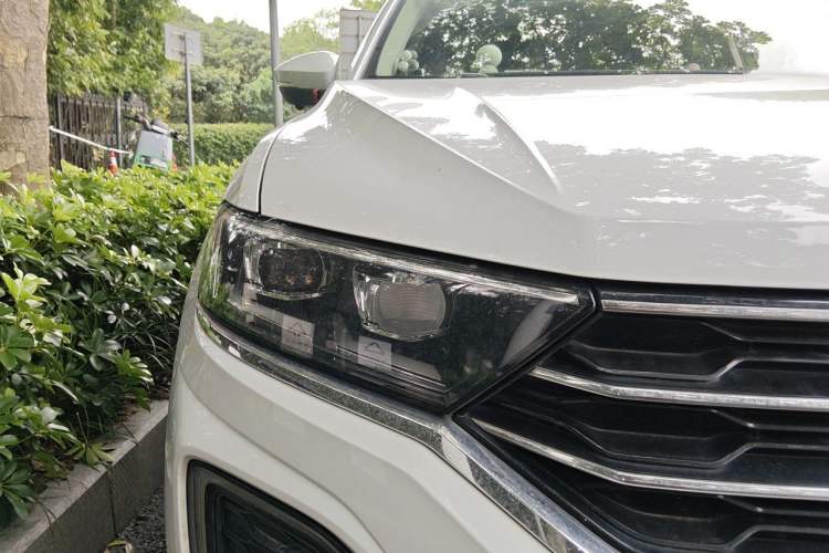 Used Volkswagen T-ROC 2018 280TSI DSG Two-Wheel-Drive Comfort Version China V Standard Right Front Headlight