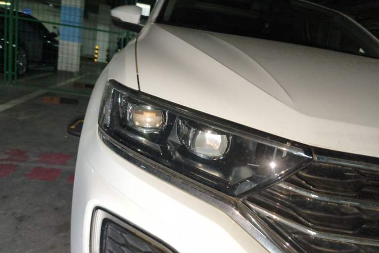 Used Volkswagen T-ROC 2018 280TSI DSG Two-Wheel-Drive Comfort Version China V Standard Right Front Headlight