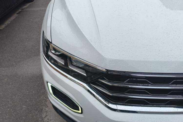 Used Volkswagen T-ROC 2018 280TSI DSG Two-Wheel-Drive Comfort Version China V Standard Right Front Headlight