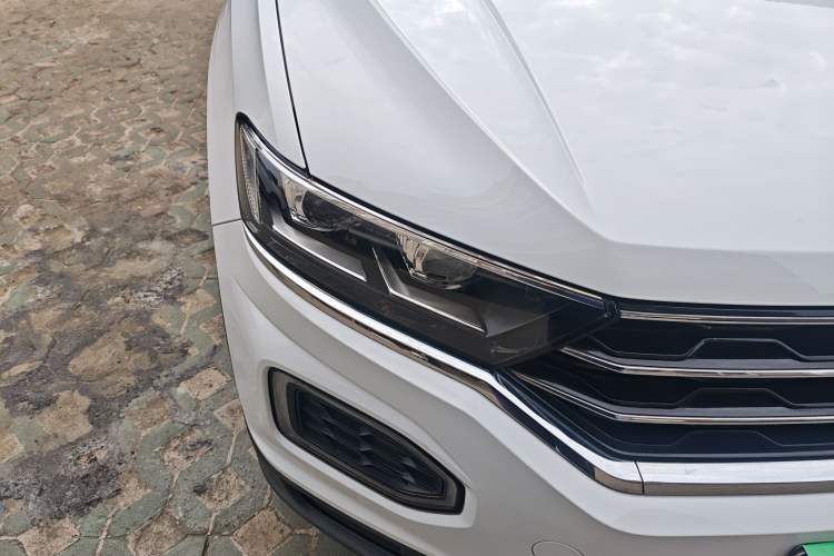 Used Volkswagen T-ROC 2018 280TSI DSG Two-Wheel-Drive Comfort Version China V Standard Right Front Headlight