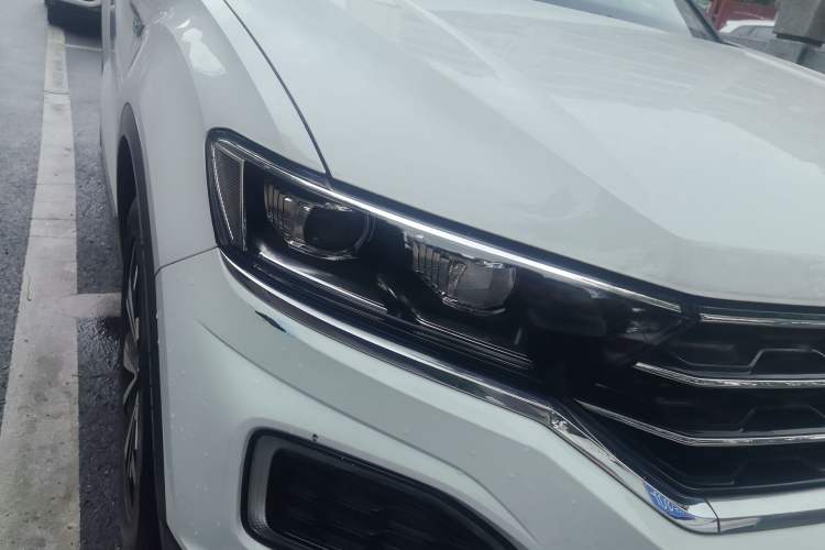 Used Volkswagen T-ROC 2018 280TSI DSG Four-Wheel Drive Comfort Version China V Standard Right Front Headlight