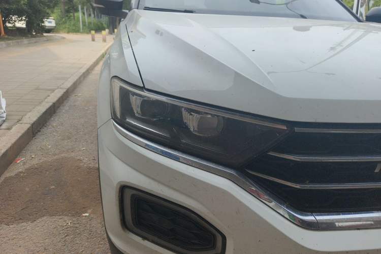 Used Volkswagen T-ROC 2018 280TSI DSG Two-Wheel Drive Luxury Version China VI Standard Right Front Headlight