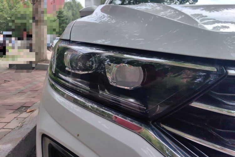 Used Volkswagen T-ROC 2018 280TSI DSG Two-Wheel-Drive Comfort Version China V Standard Right Front Headlight